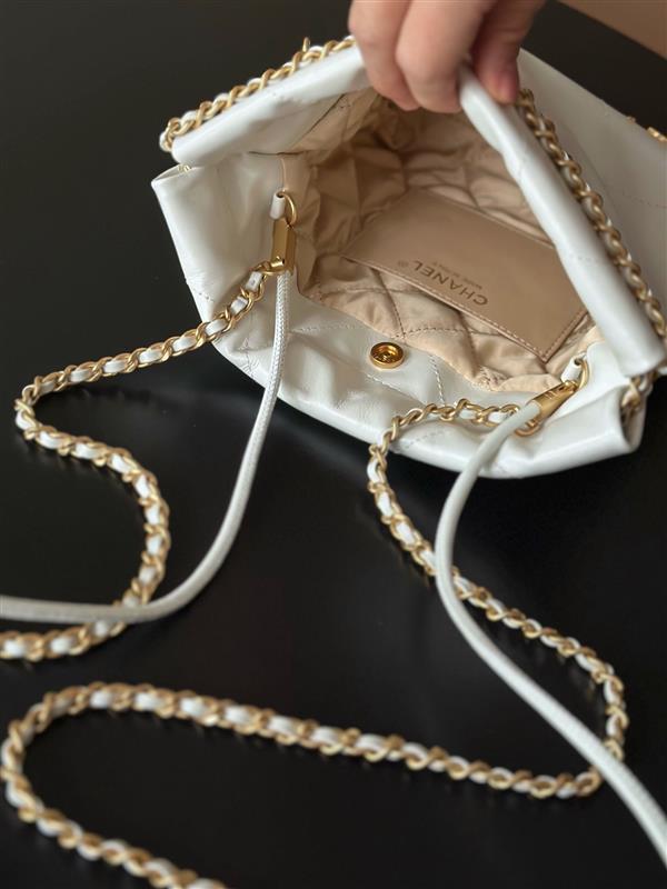 2026127215212318 600